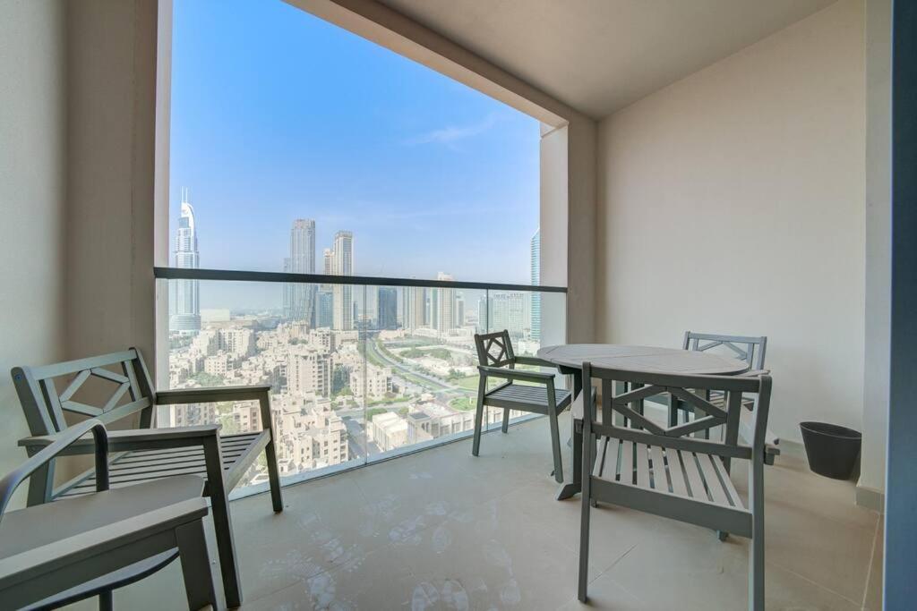 Burj Khalifa View - 2Br And Maid - Downtown Apartment Dubai Exterior foto