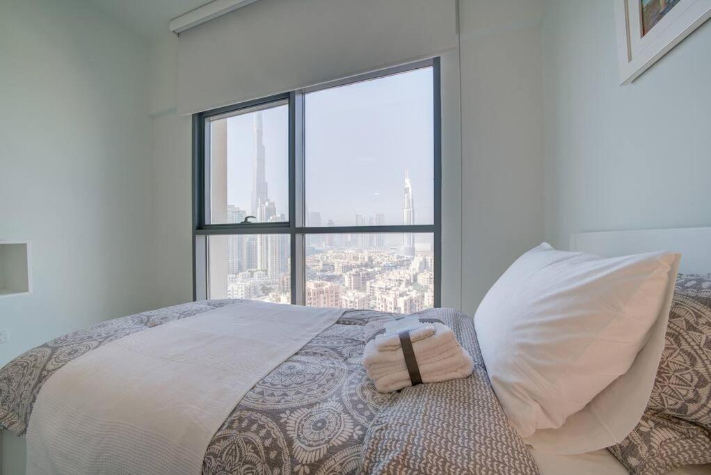 Burj Khalifa View - 2Br And Maid - Downtown Apartment Dubai Exterior foto